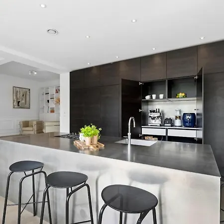 Elegant Luxury In The Heart Of 오르후스