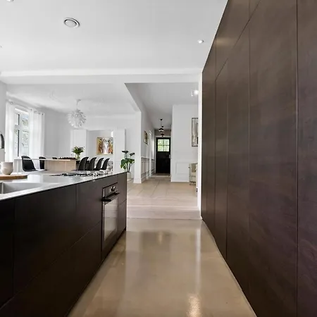 Elegant Luxury In The Heart Of Villa Århus