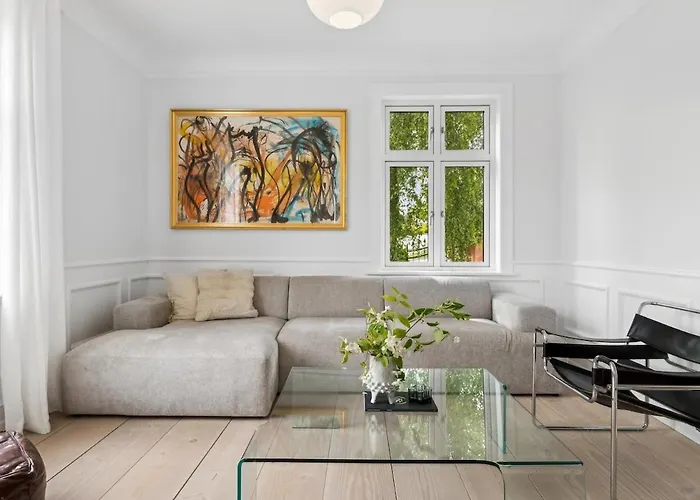 Elegant Luxury In The Heart Of Villa Århus
