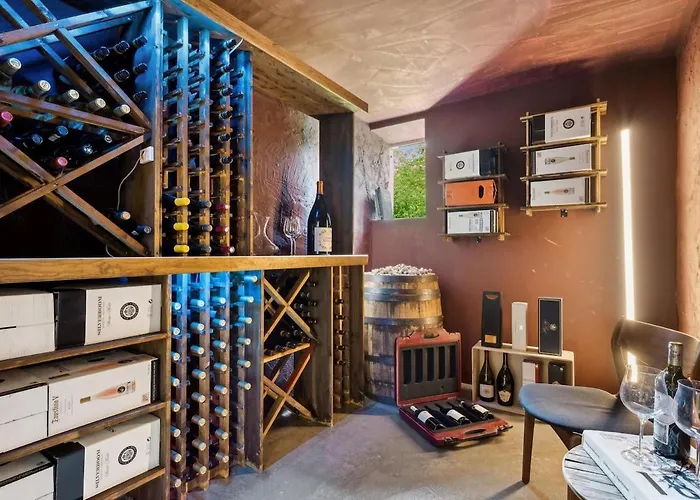 Elegant Luxury In The Heart Of Villa Århus