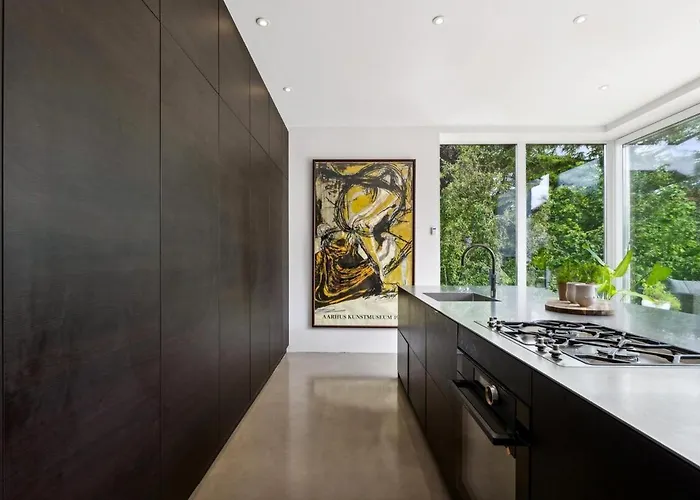 Elegant Luxury In The Heart Of